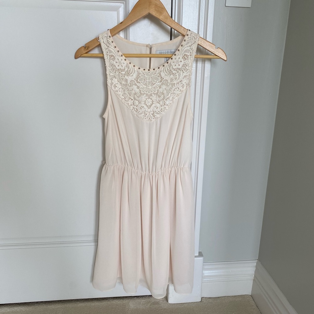 Forever New cream mini dress size 2